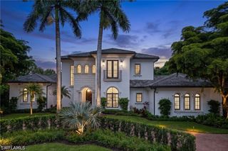 1609 Chinaberry WAY, Naples, FL 34105
