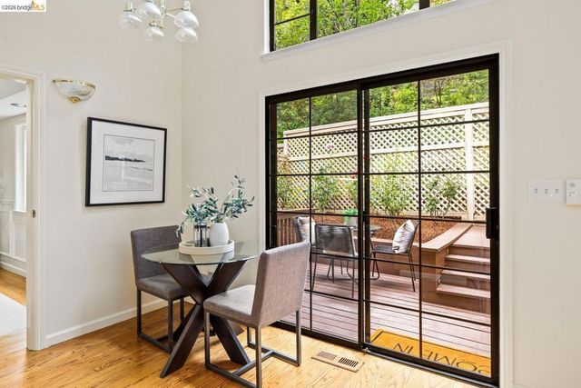 6685 Shepherd Canyon Rd, Oakland, CA 94611