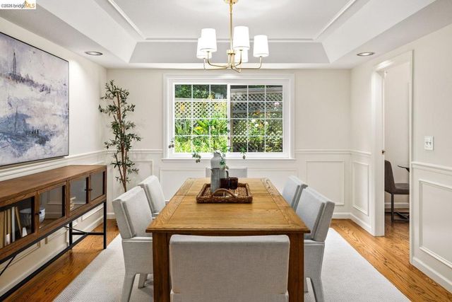 6685 Shepherd Canyon Rd, Oakland, CA 94611