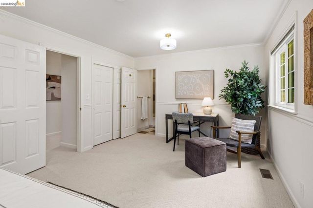 6685 Shepherd Canyon Rd, Oakland, CA 94611