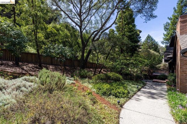 6685 Shepherd Canyon Rd, Oakland, CA 94611