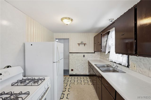 16 Wallace Avenue, Cheektowaga, NY 14227