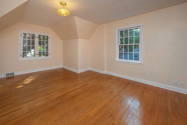 2611 N 84th STREET, Wauwatosa, WI 53226