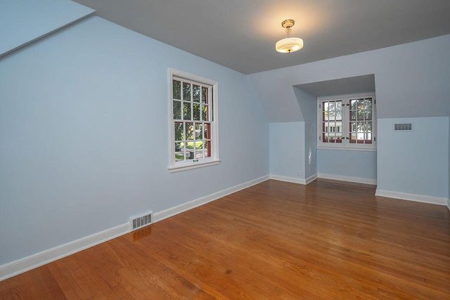 2611 N 84th STREET, Wauwatosa, WI 53226