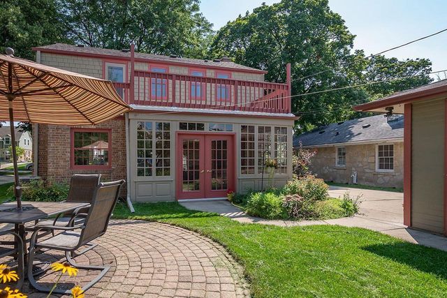 2611 N 84th STREET, Wauwatosa, WI 53226