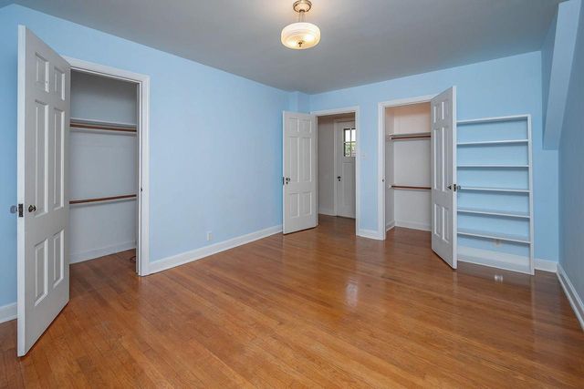 2611 N 84th STREET, Wauwatosa, WI 53226