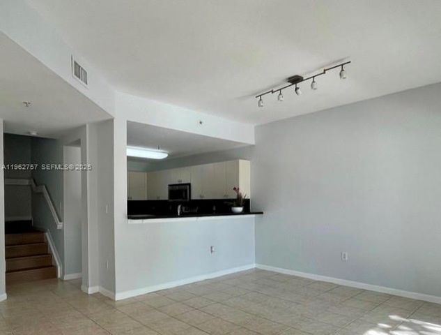 11202 NW NW 83rd St 216, Doral, FL 33178