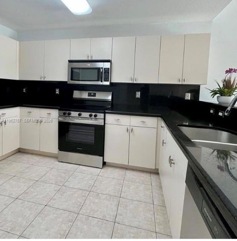 11202 NW NW 83rd St 216, Doral, FL 33178