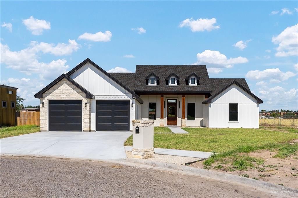 2443 Lady Palm Drive, Rio Grande City, TX 78582