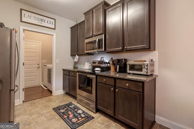 1208 Hembree Way, Griffin, GA 30223