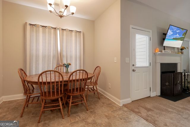 1208 Hembree Way, Griffin, GA 30223
