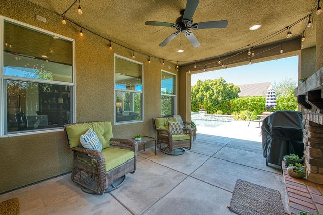 4199 Trenton Avenue, Clovis, CA 93619