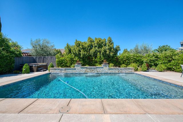 4199 Trenton Avenue, Clovis, CA 93619
