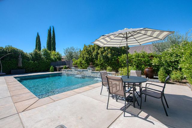 4199 Trenton Avenue, Clovis, CA 93619