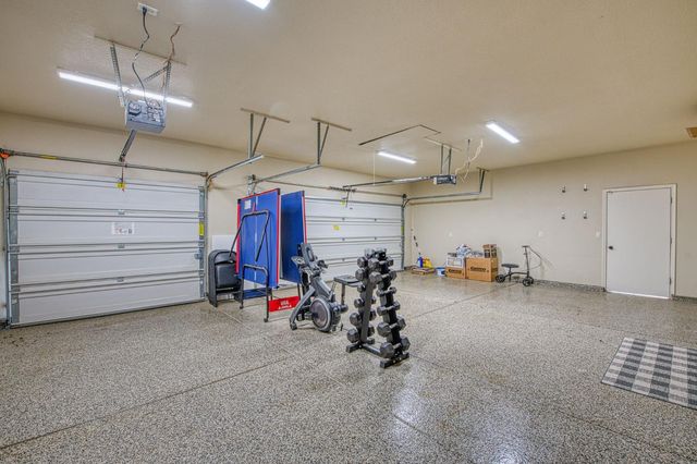 4199 Trenton Avenue, Clovis, CA 93619