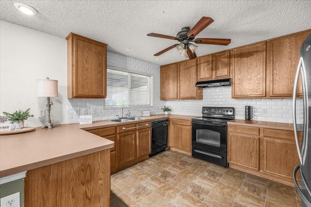 717 Partridge Drive, Saginaw, TX 76131