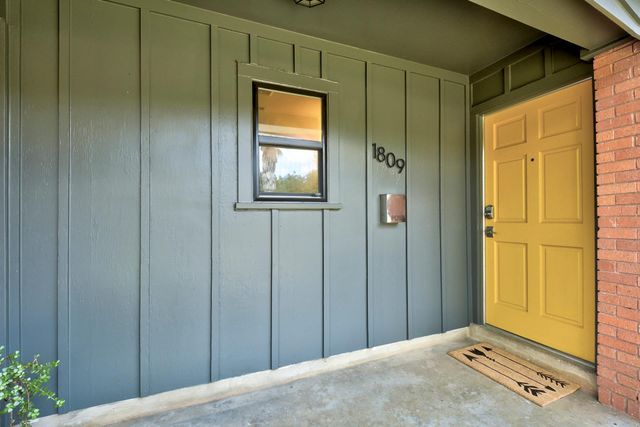 1809 Forestglade DR, Austin, TX 78745