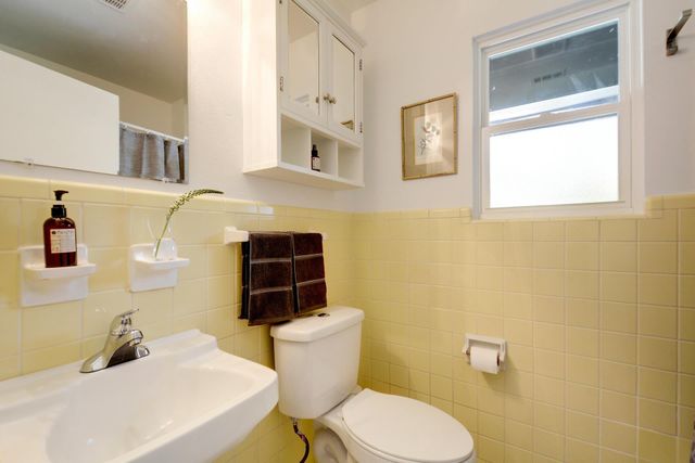 1809 Forestglade DR, Austin, TX 78745