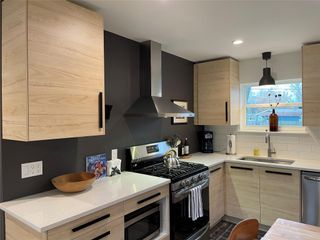 1809 Forestglade DR, Austin, TX 78745