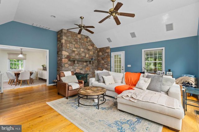 42 HARBOURTON WOODSVILLE, Pennington, NJ 08534