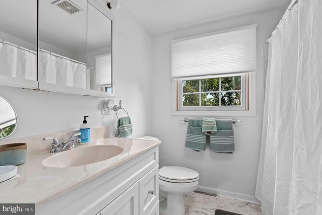42 HARBOURTON WOODSVILLE, Pennington, NJ 08534