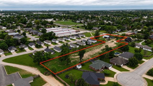 904 & 906 E New Hope Road, Rogers, AR 72758