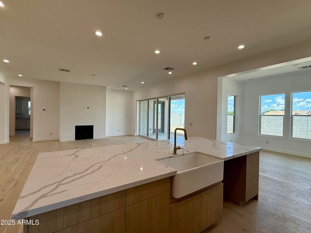 6454 E OASIS Circle, Mesa, AZ 85215