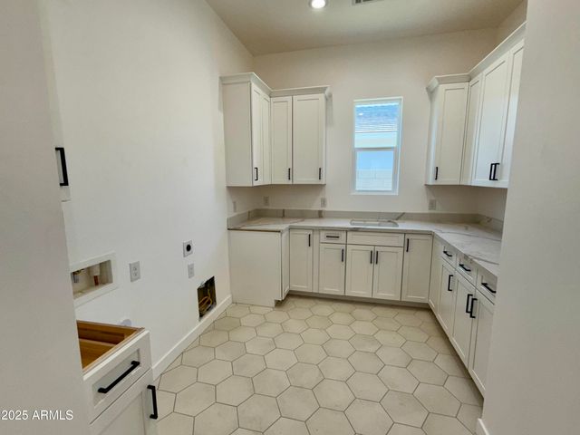 6454 E OASIS Circle, Mesa, AZ 85215