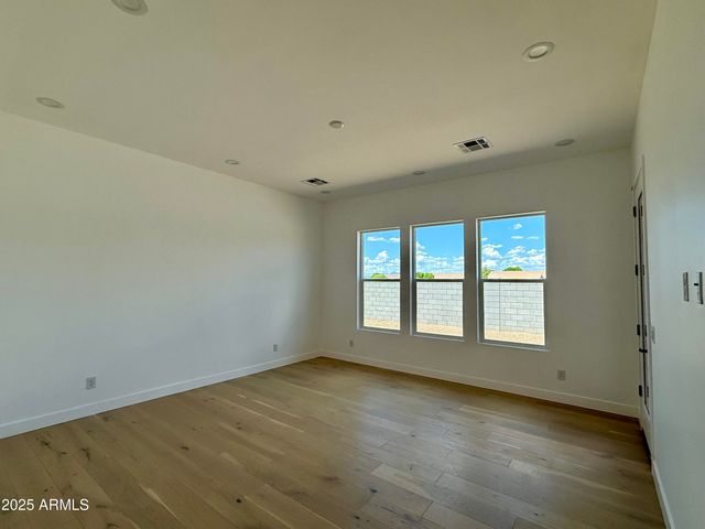 6454 E OASIS Circle, Mesa, AZ 85215