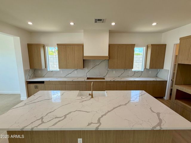 6454 E OASIS Circle, Mesa, AZ 85215