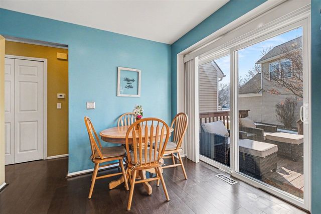 810 Yorick Path, Wixom, MI 48393