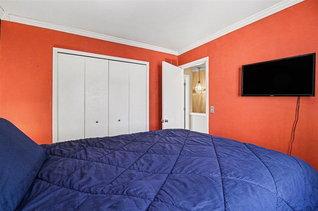 810 Yorick Path, Wixom, MI 48393