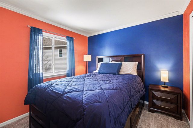 810 Yorick Path, Wixom, MI 48393