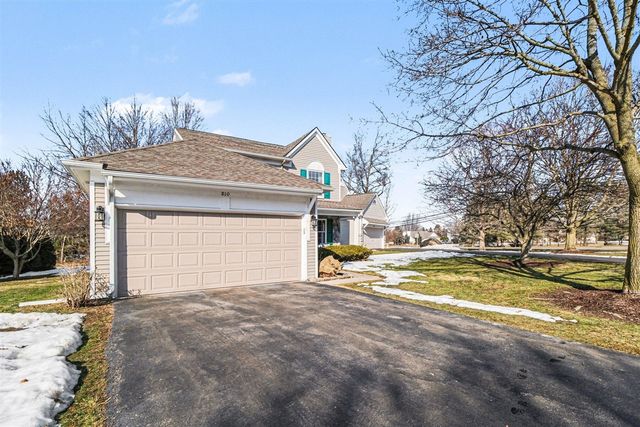 810 Yorick Path, Wixom, MI 48393