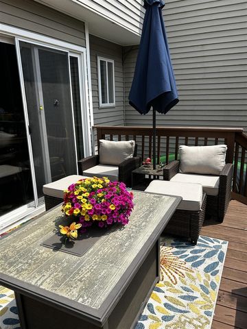 810 Yorick Path, Wixom, MI 48393