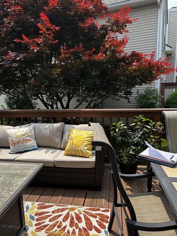 810 Yorick Path, Wixom, MI 48393