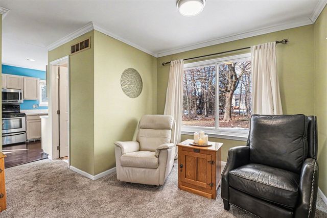 810 Yorick Path, Wixom, MI 48393