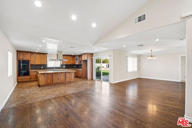 29403 Trailway Lane, Agoura Hills, CA 91301