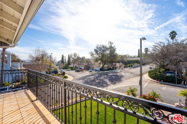 29403 Trailway Lane, Agoura Hills, CA 91301