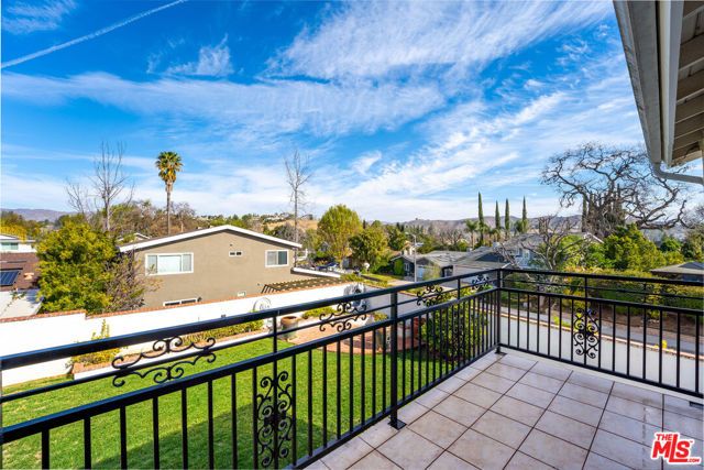 29403 Trailway Lane, Agoura Hills, CA 91301