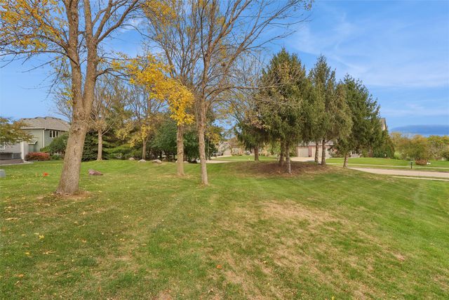 315 Turnberry Drive, Norwalk, IA 50211