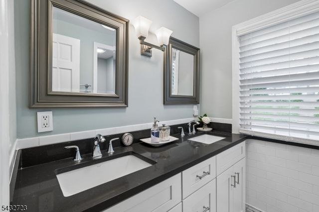 81 Mountain Road, Verona Twp., NJ 07044