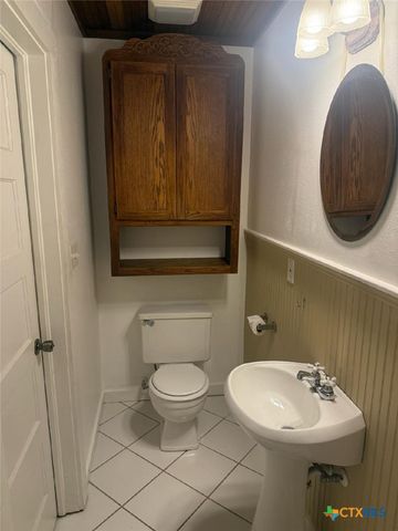 724 N Beal Street, Belton, TX 76513