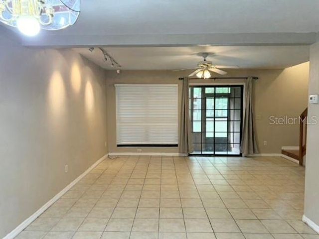 5735 SW 8TH PLACE, Gainesville, FL 32607