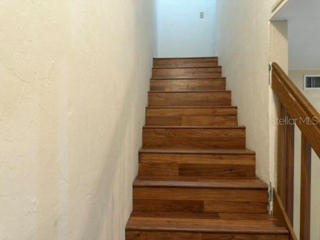 5735 SW 8TH PLACE, Gainesville, FL 32607