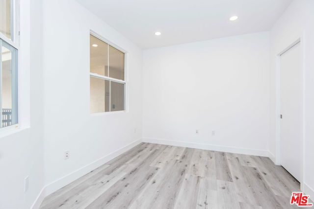 13075 Pacific 317, Los Angeles, CA 90094