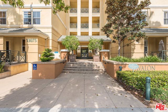 13075 Pacific 317, Los Angeles, CA 90094
