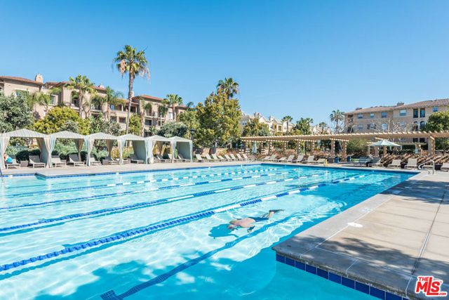13075 Pacific 317, Los Angeles, CA 90094