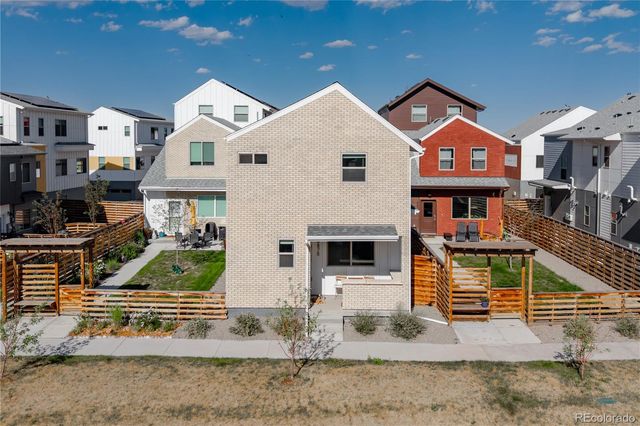 6875 Juniper Lane, Arvada, CO 80007