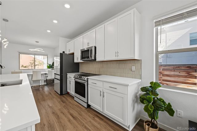 6875 Juniper Lane, Arvada, CO 80007